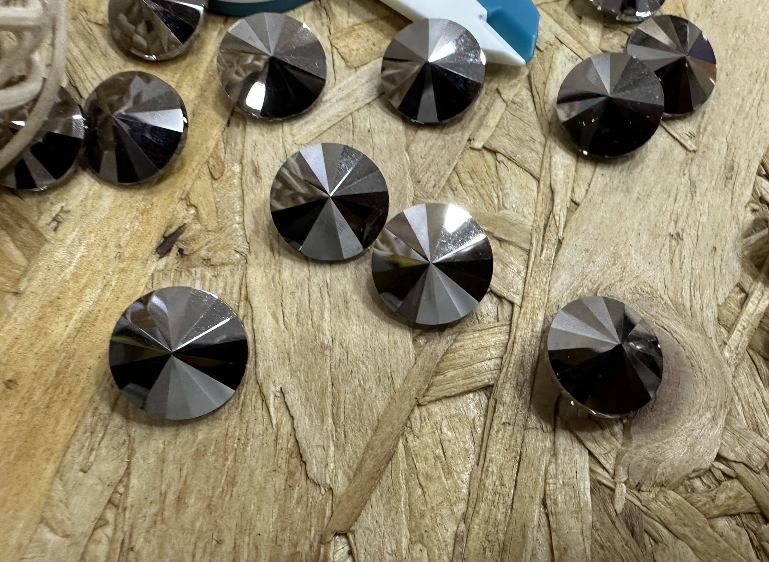 IMG_1763-scaled-1.jpeg FBSS 181 (15pcs) 12mm - Image 1