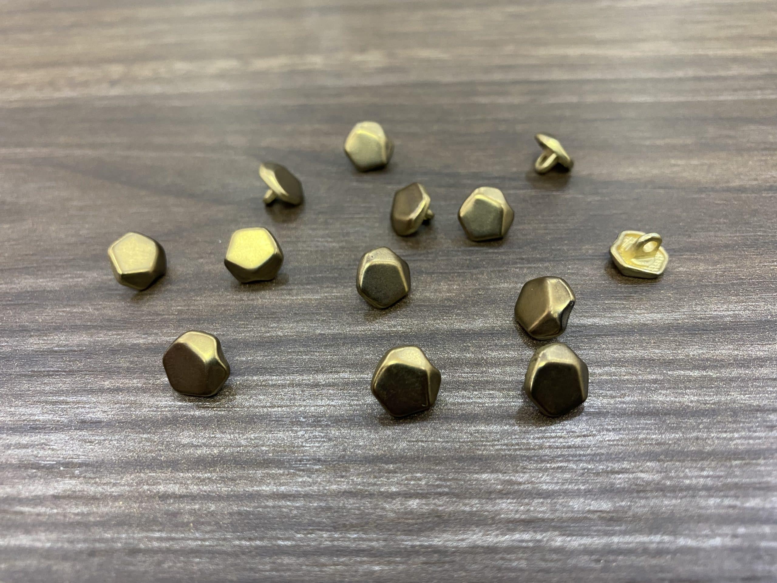 IMG_8611-scaled-1.jpeg FBMS 041 (15pcs) 12mm - Image 1