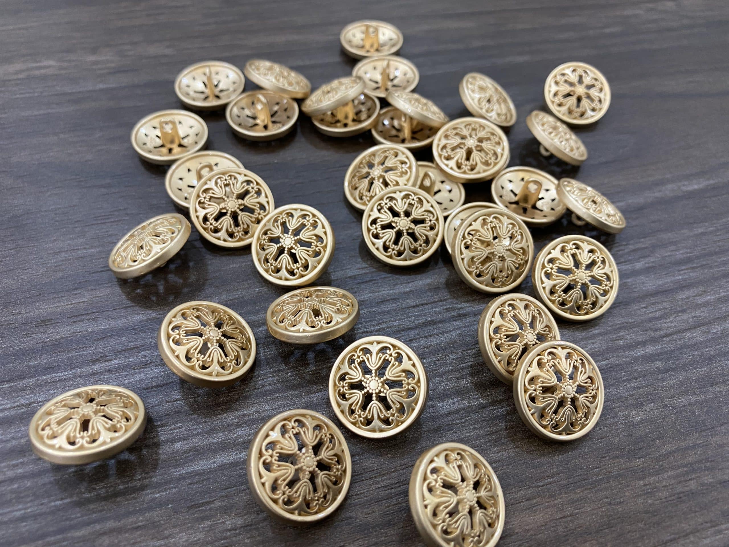 IMG_9584-scaled-1.jpeg FBMX 033 (15pcs) 18mm - Image 1