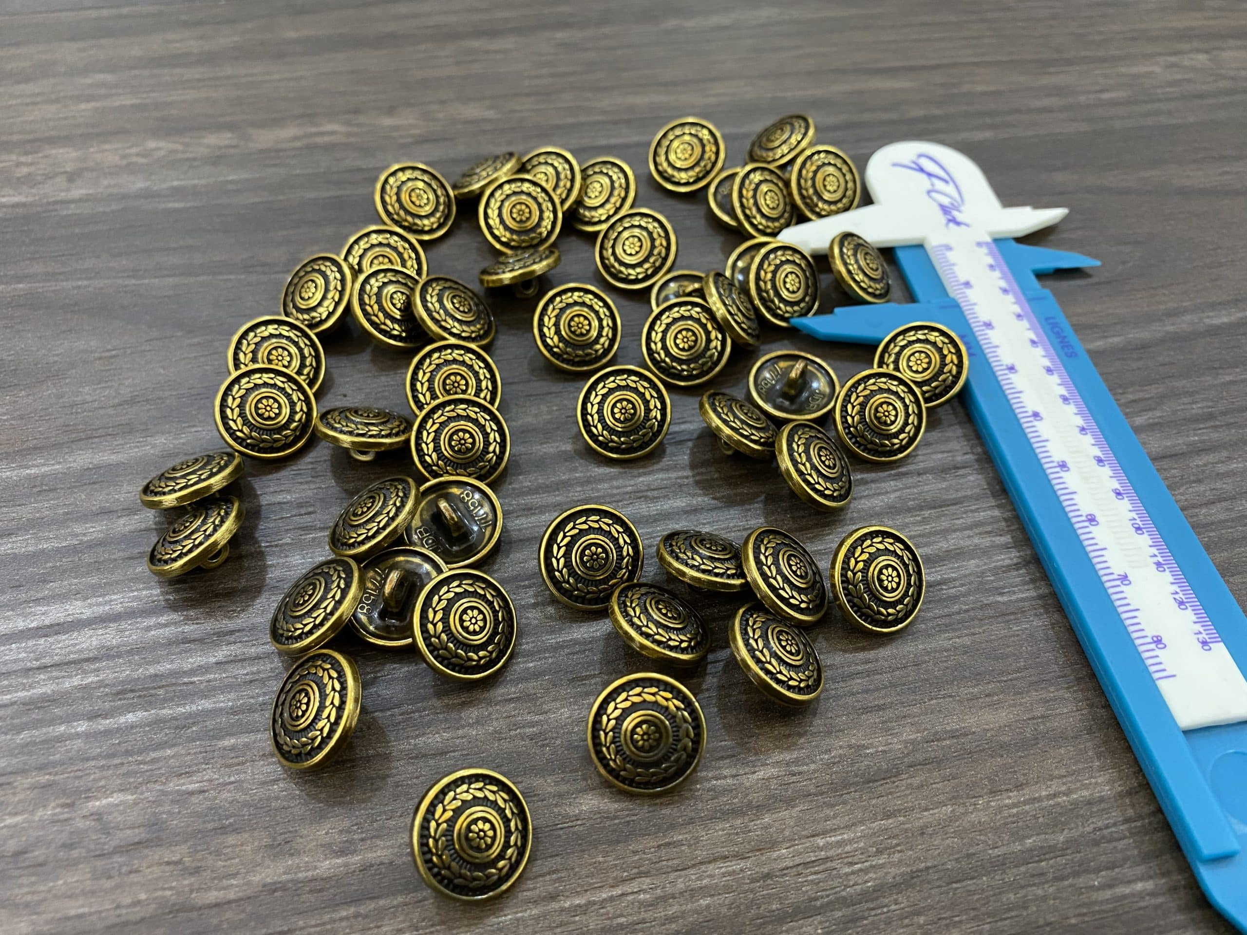 IMG_9592-scaled-1.jpeg FBMX 030 (15pcs) 20mm - Image 1